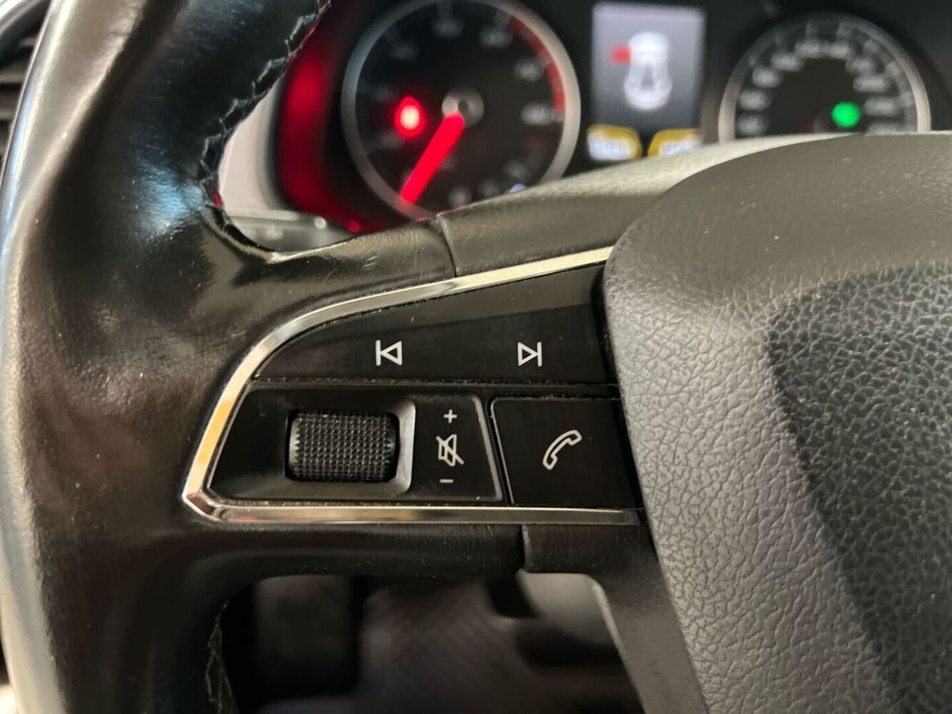 SEAT Leon vaihtoauto