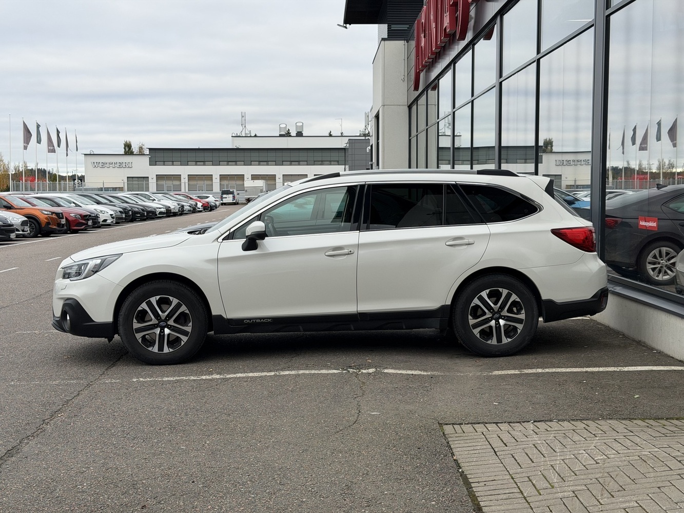 Subaru Outback vaihtoauto