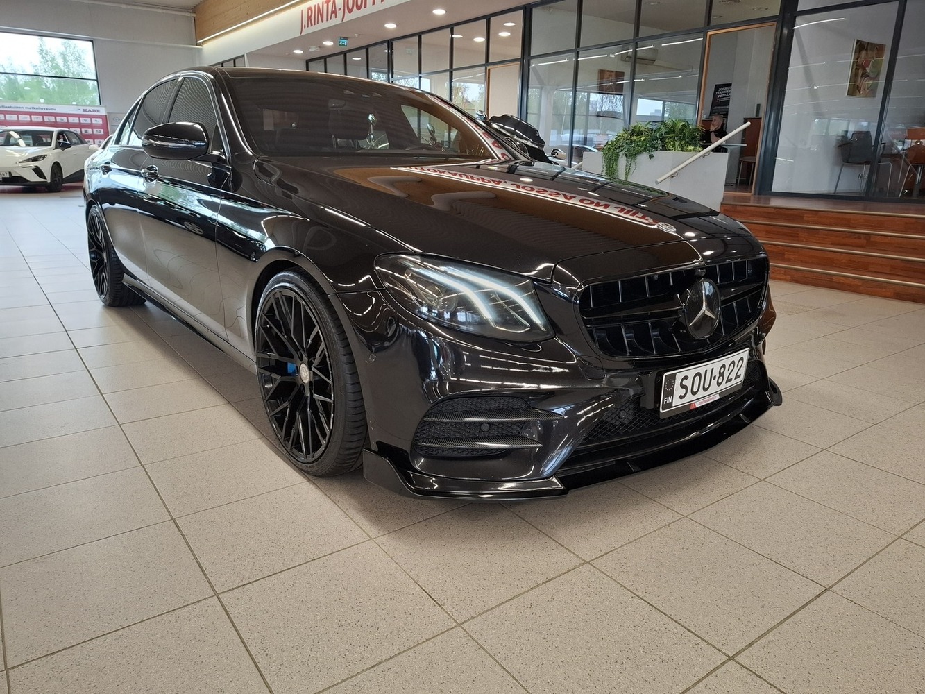 Mercedes-Benz E vaihtoauto