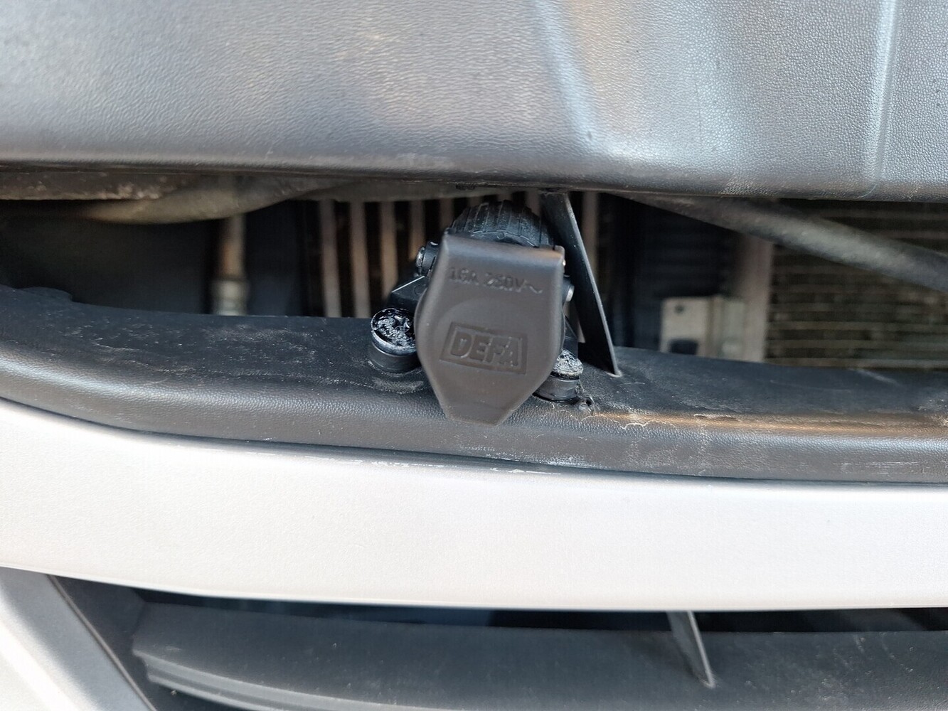 Ford Transit Connect vaihtoauto