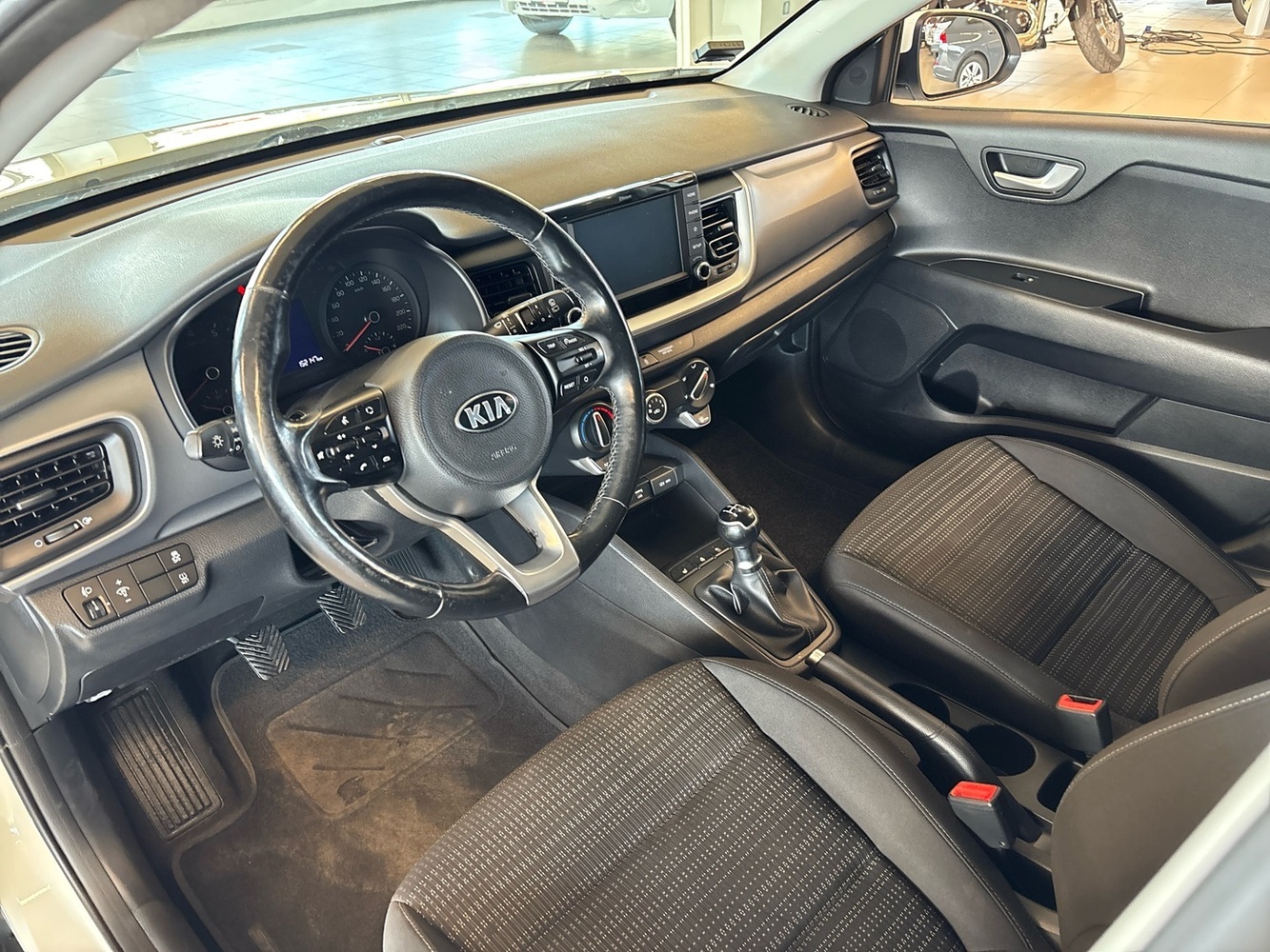 Kia Stonic vaihtoauto