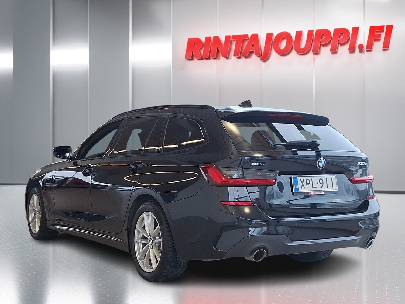 BMW 330 vaihtoauto