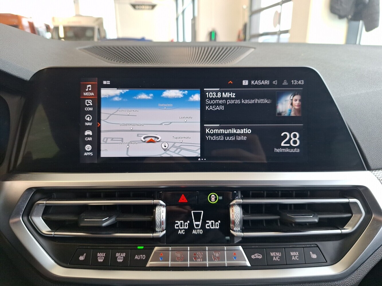 BMW 330 vaihtoauto