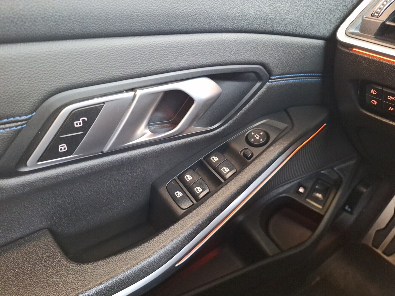 BMW 330 vaihtoauto
