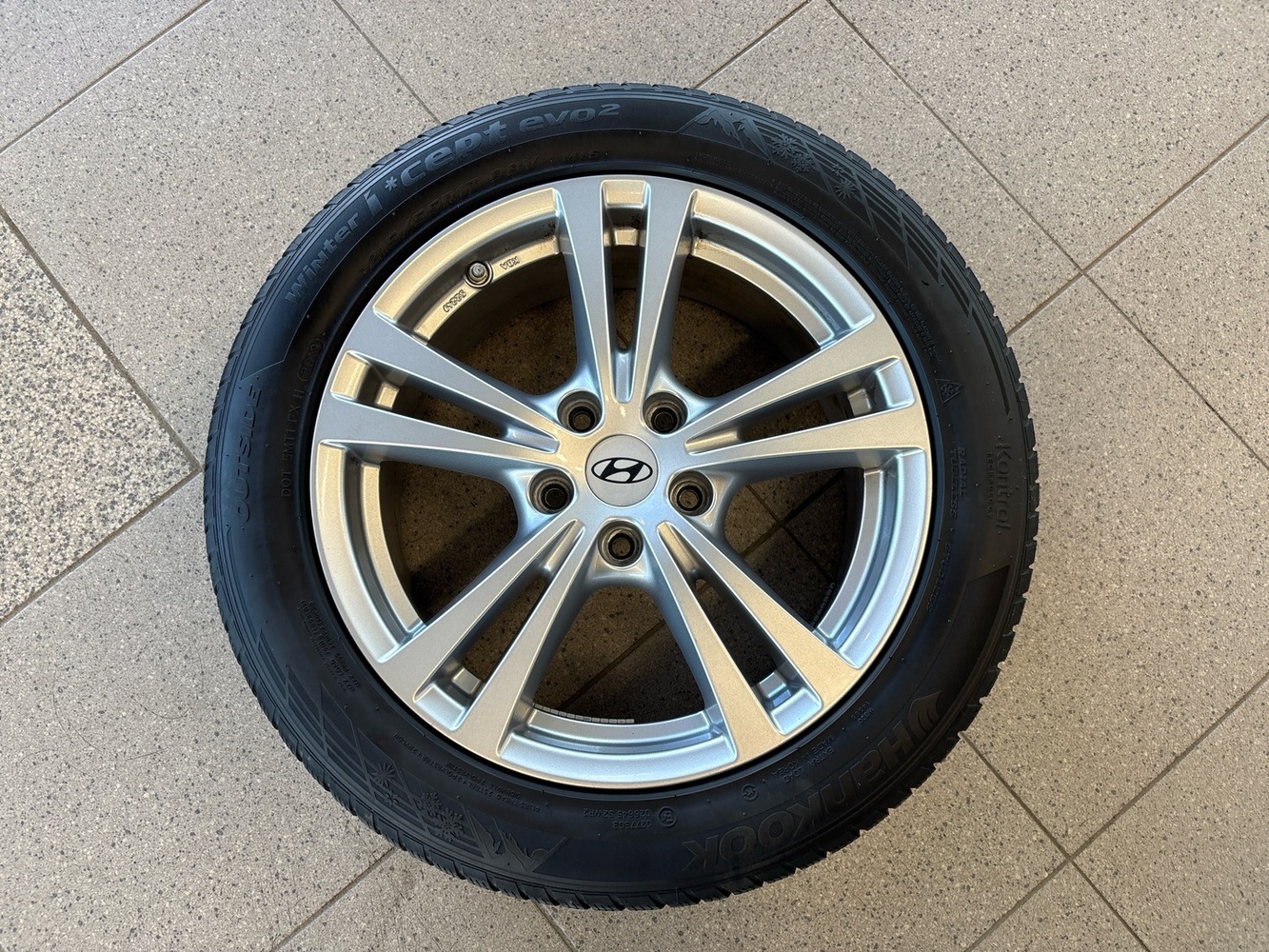 Hyundai Kona vaihtoauto