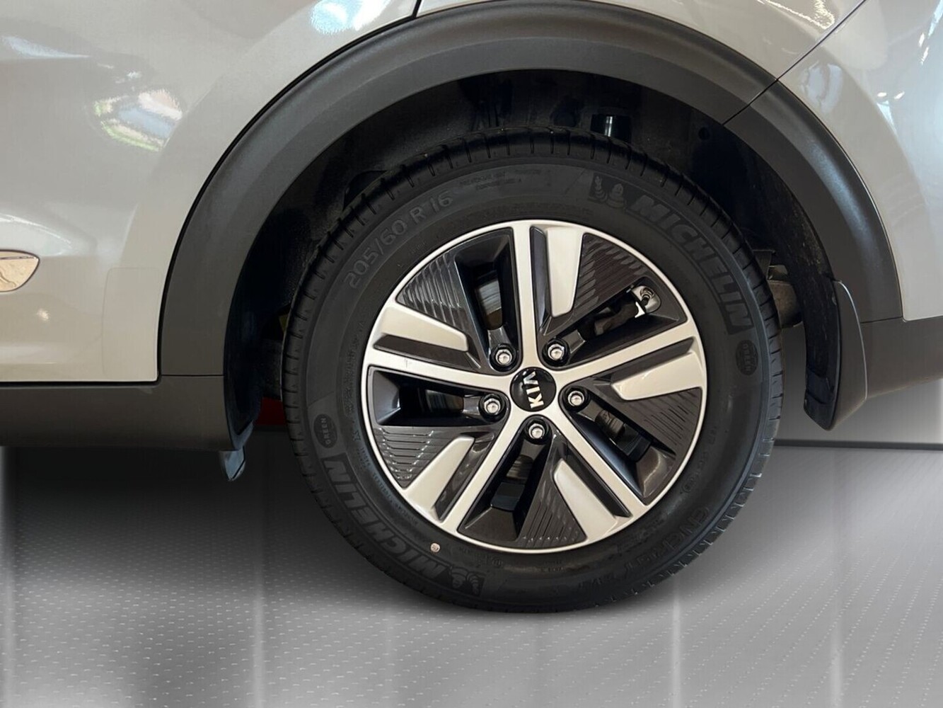 Kia Niro vaihtoauto