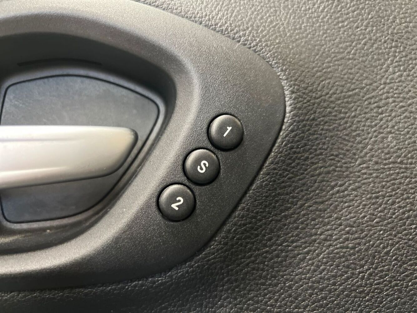 Jeep Cherokee vaihtoauto