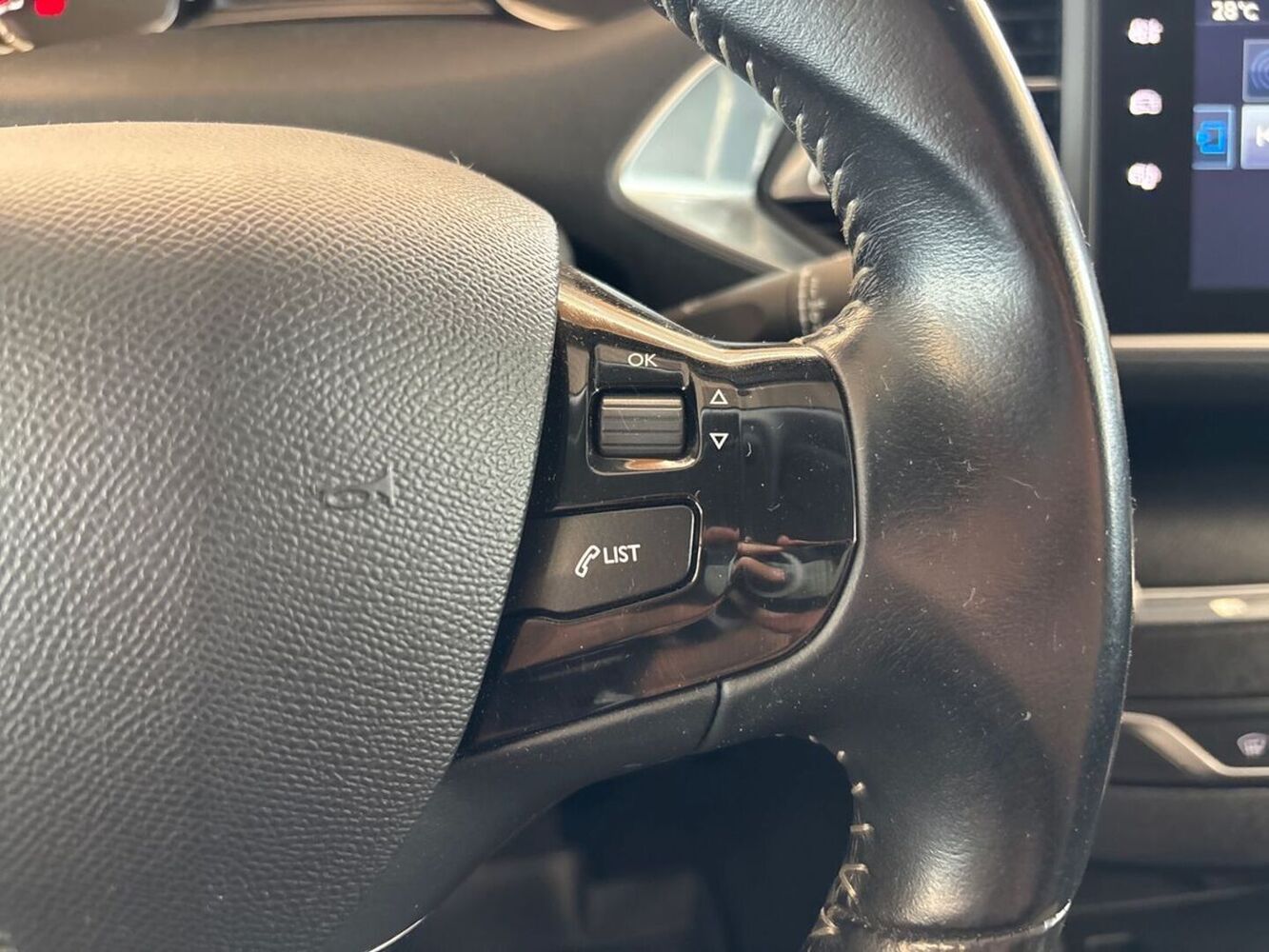 Peugeot 308 vaihtoauto