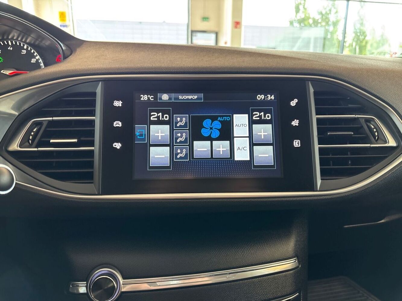 Peugeot 308 vaihtoauto