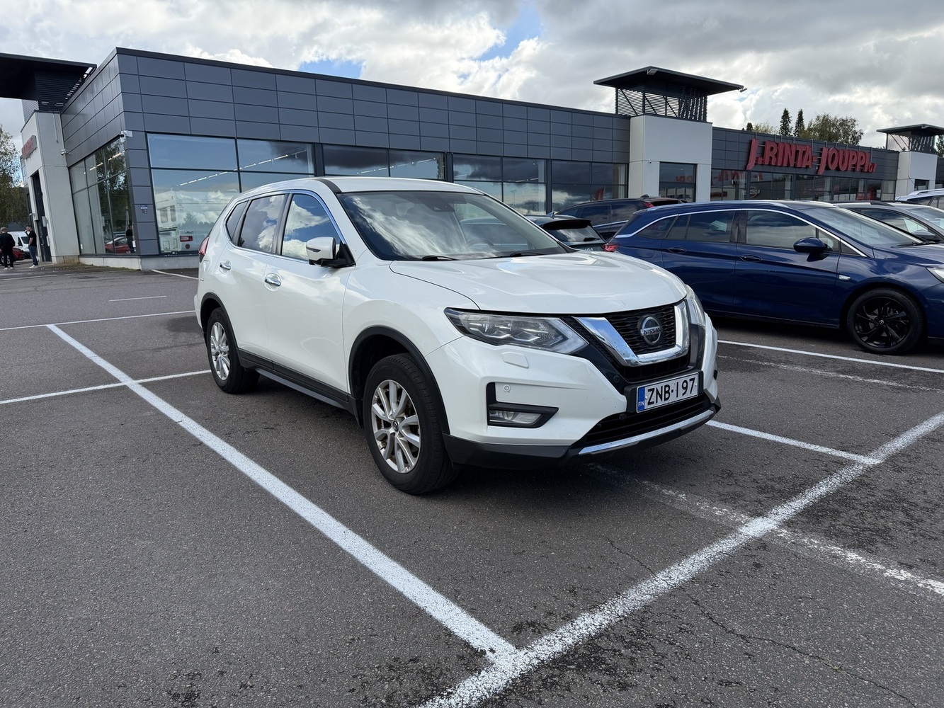 Nissan X-Trail vaihtoauto