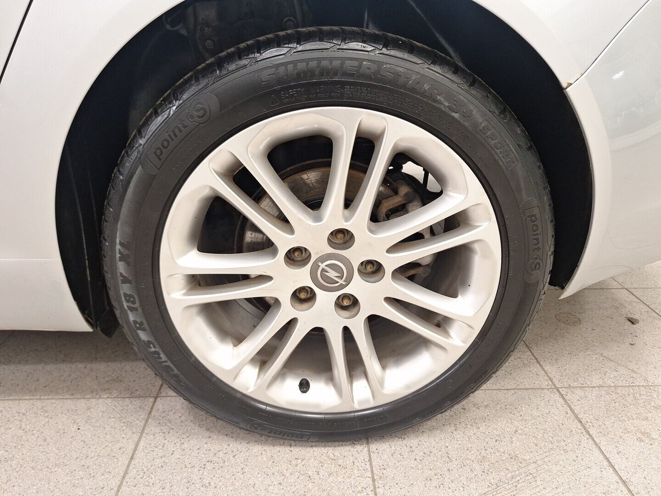 Opel Insignia vaihtoauto