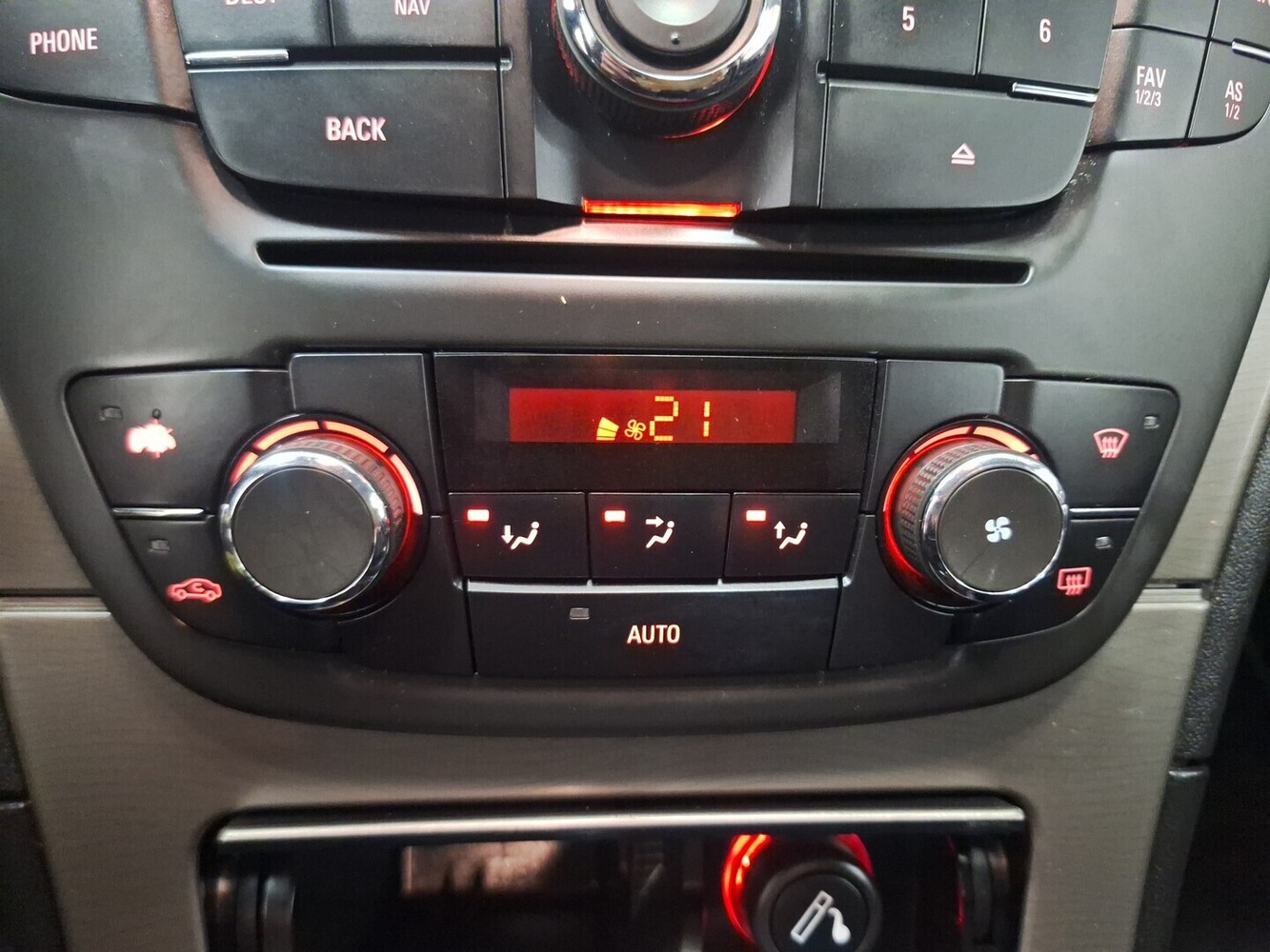 Opel Insignia vaihtoauto