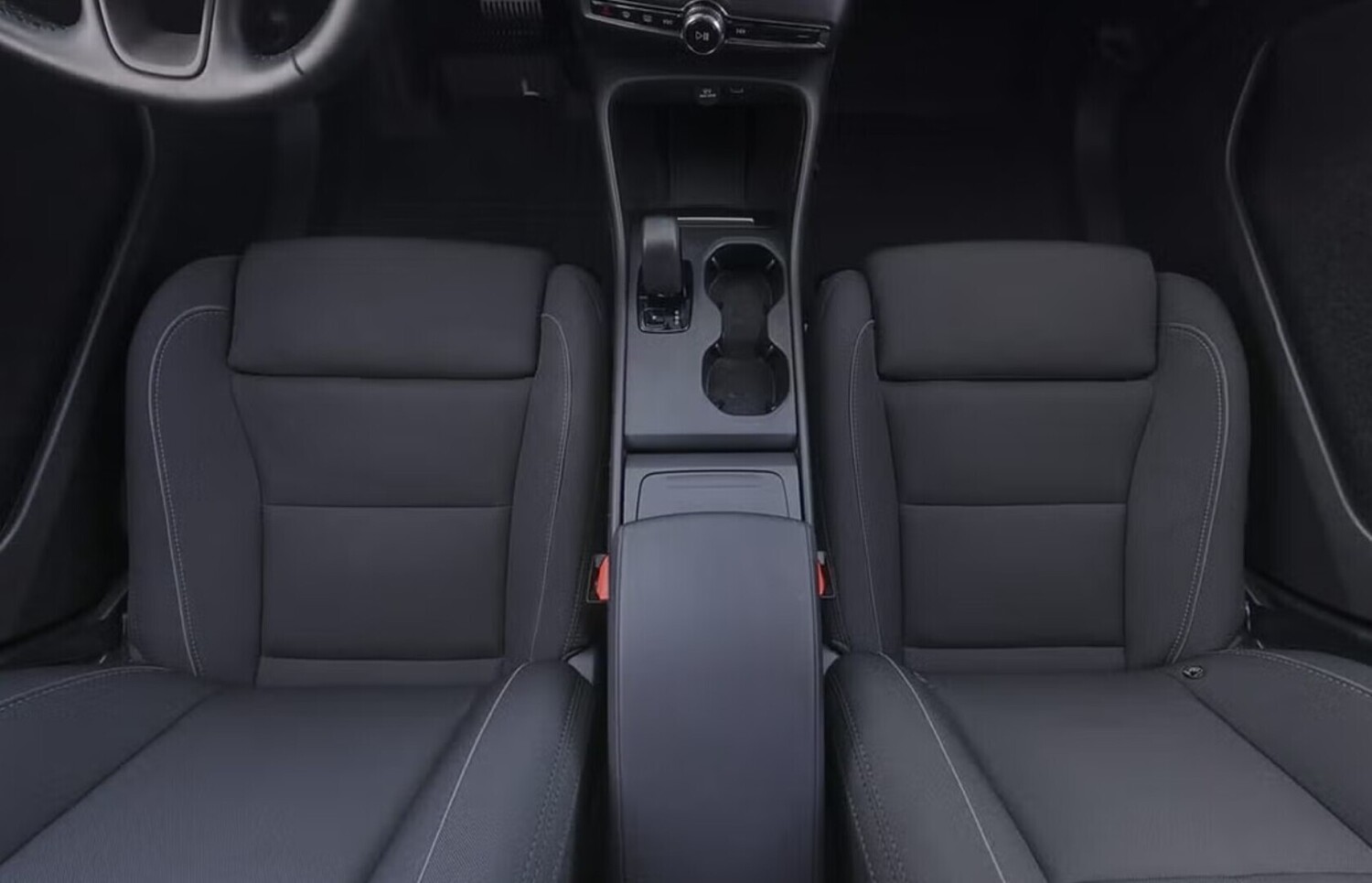 Volvo EX40 vaihtoauto