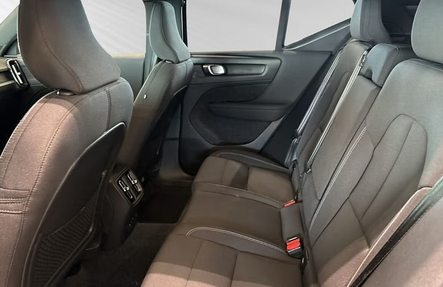 Volvo EX40 vaihtoauto