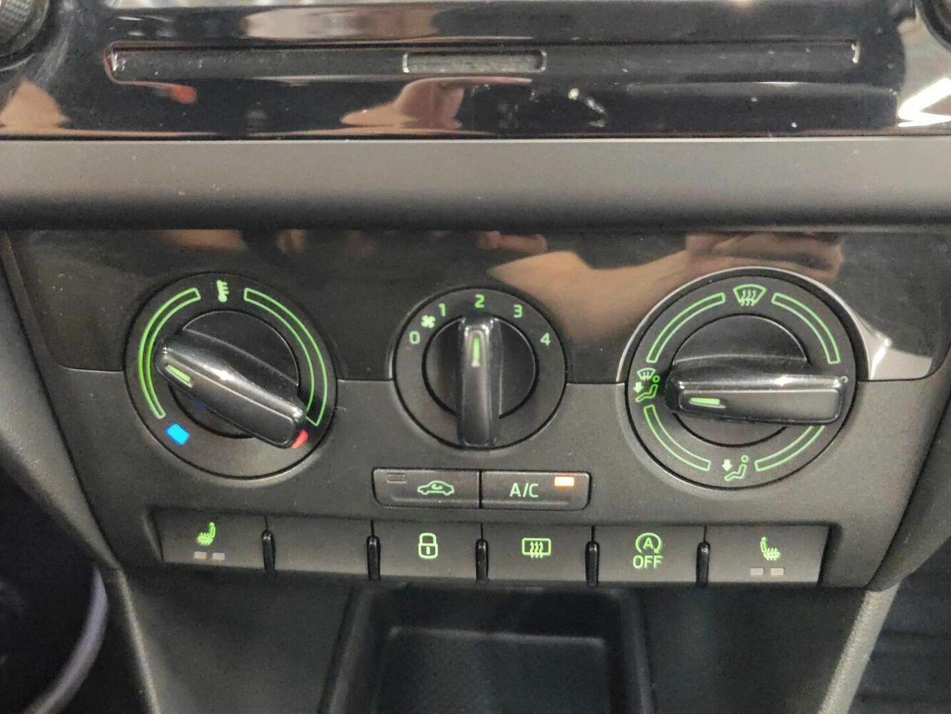 Skoda Rapid vaihtoauto