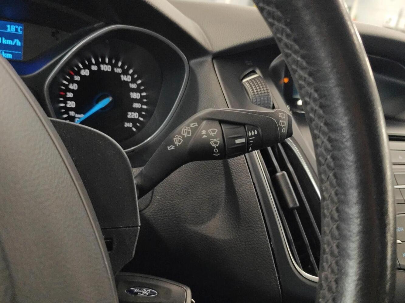 Ford Focus vaihtoauto