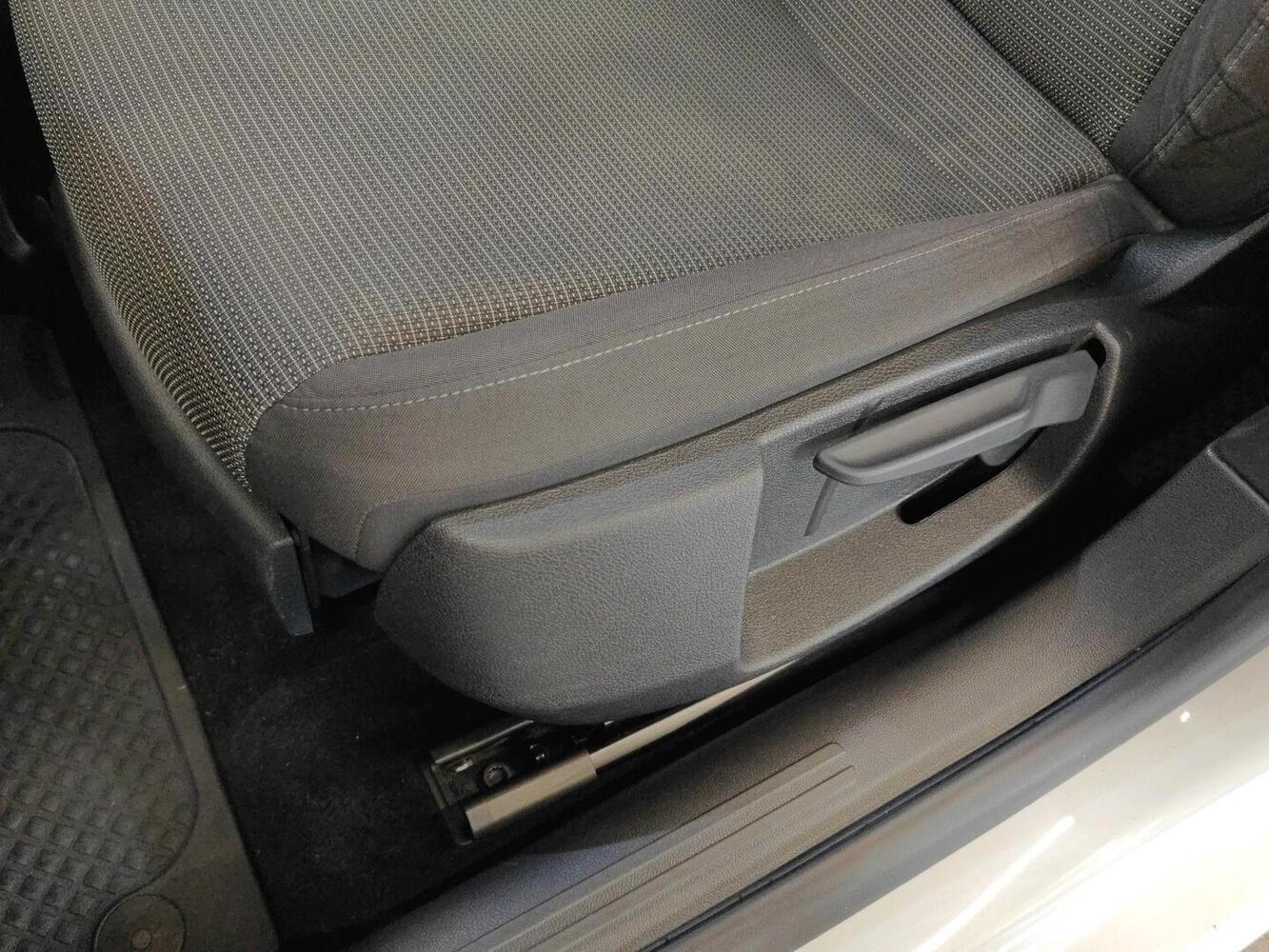 SEAT Leon ST vaihtoauto