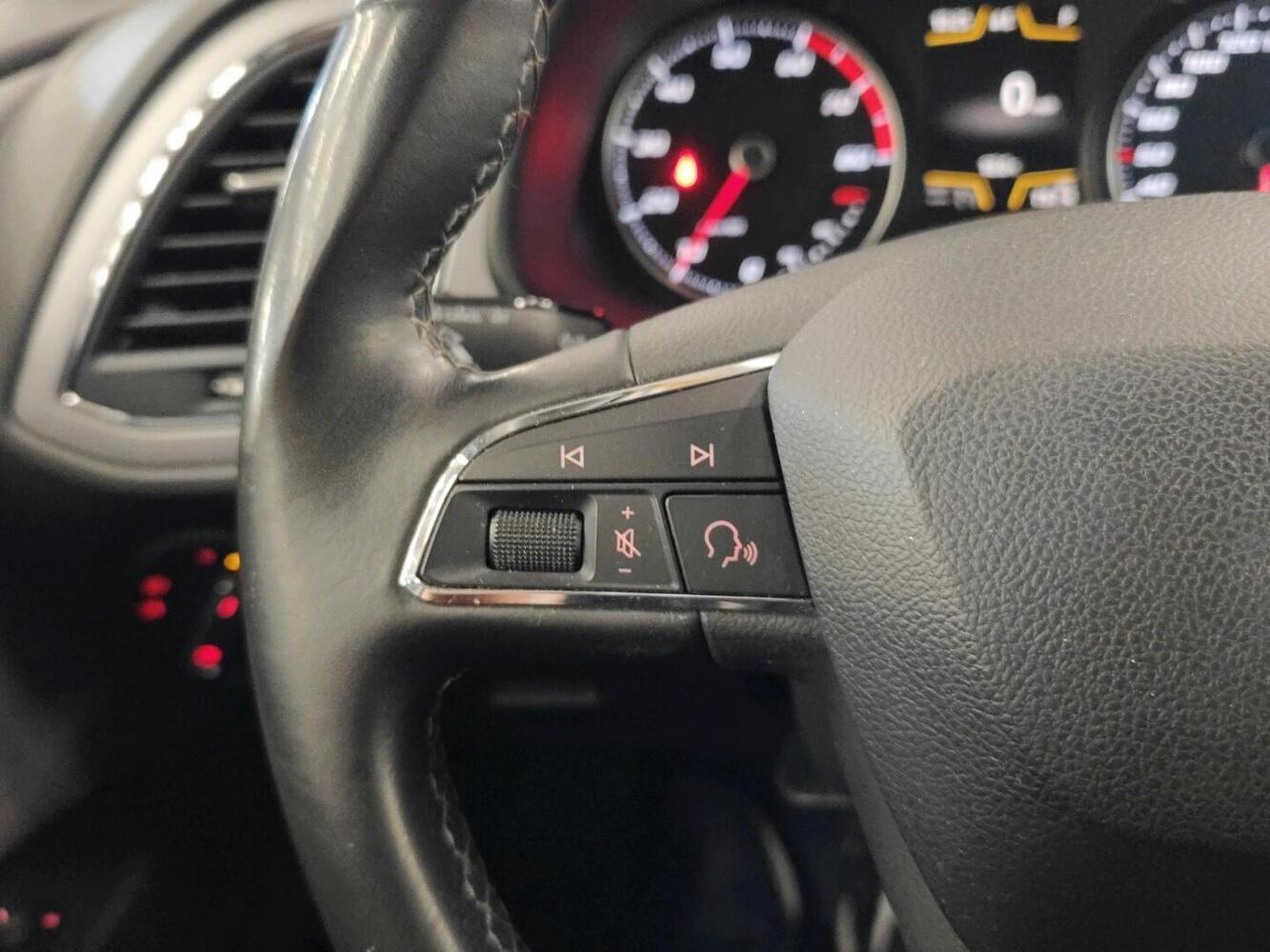 SEAT Leon ST vaihtoauto