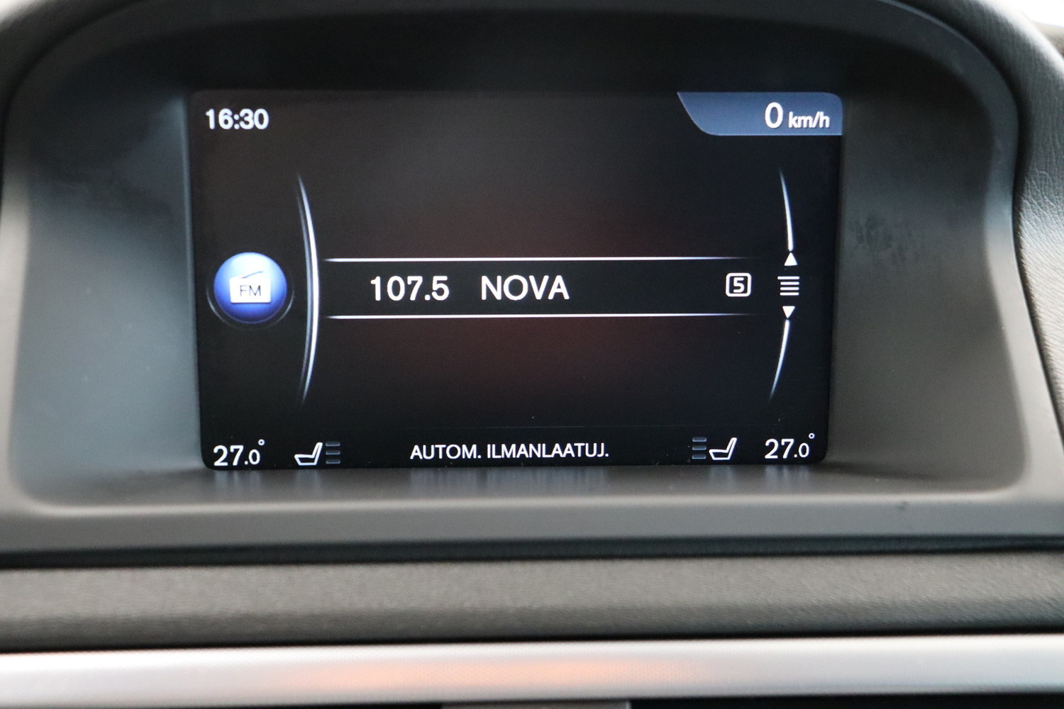 Volvo V70 vaihtoauto