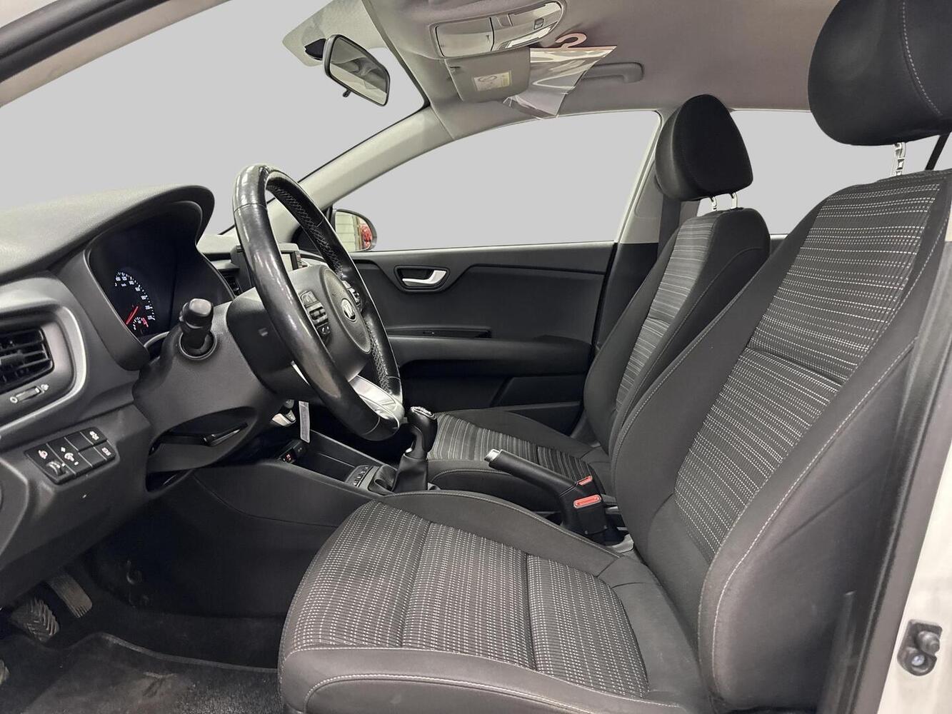 Kia Stonic vaihtoauto