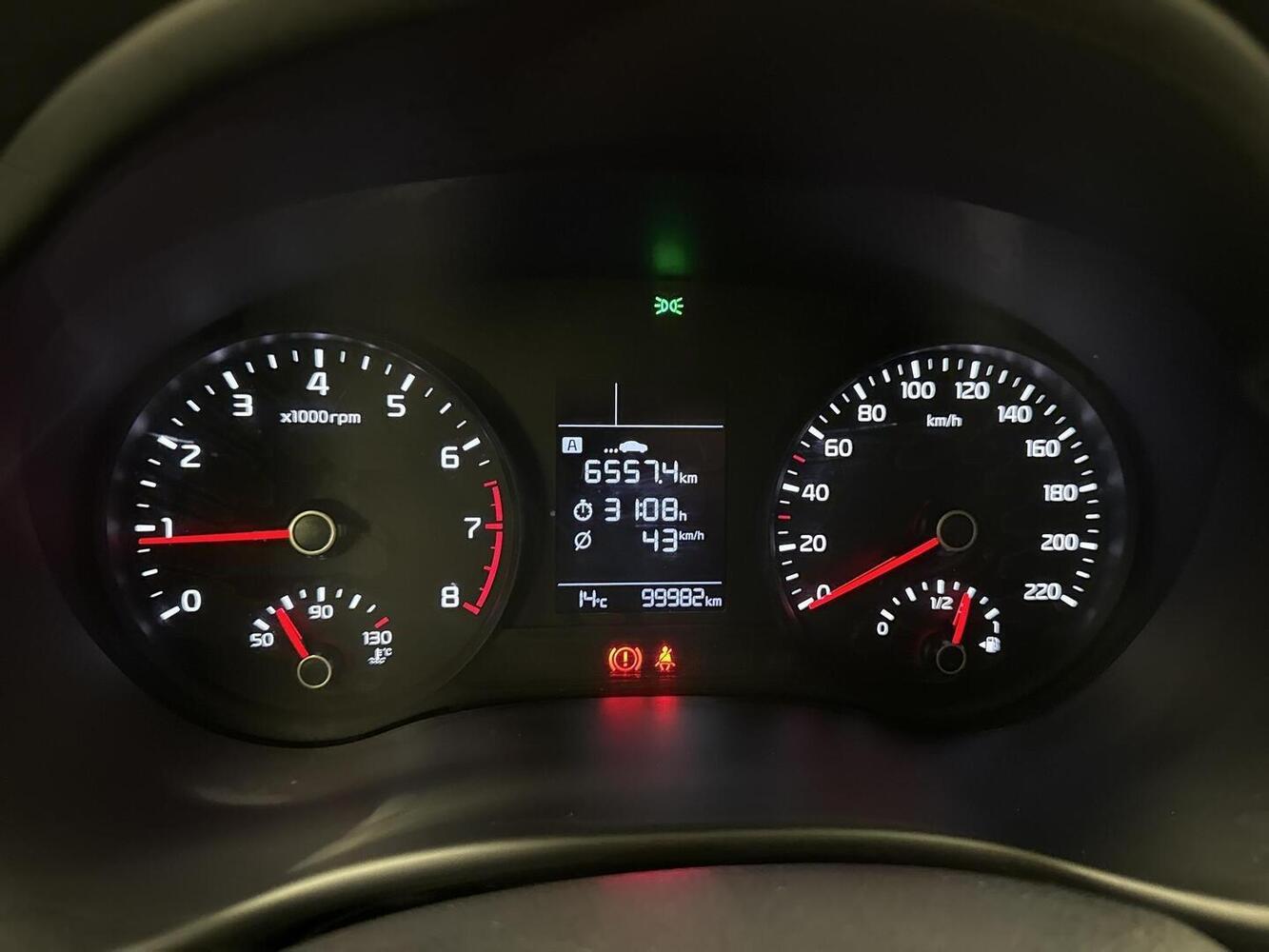 Kia Stonic vaihtoauto