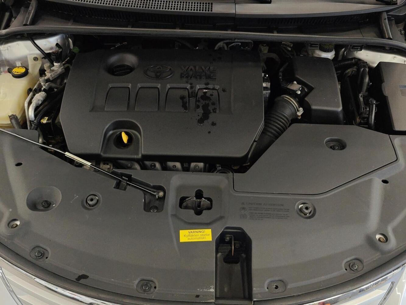 Toyota Avensis vaihtoauto