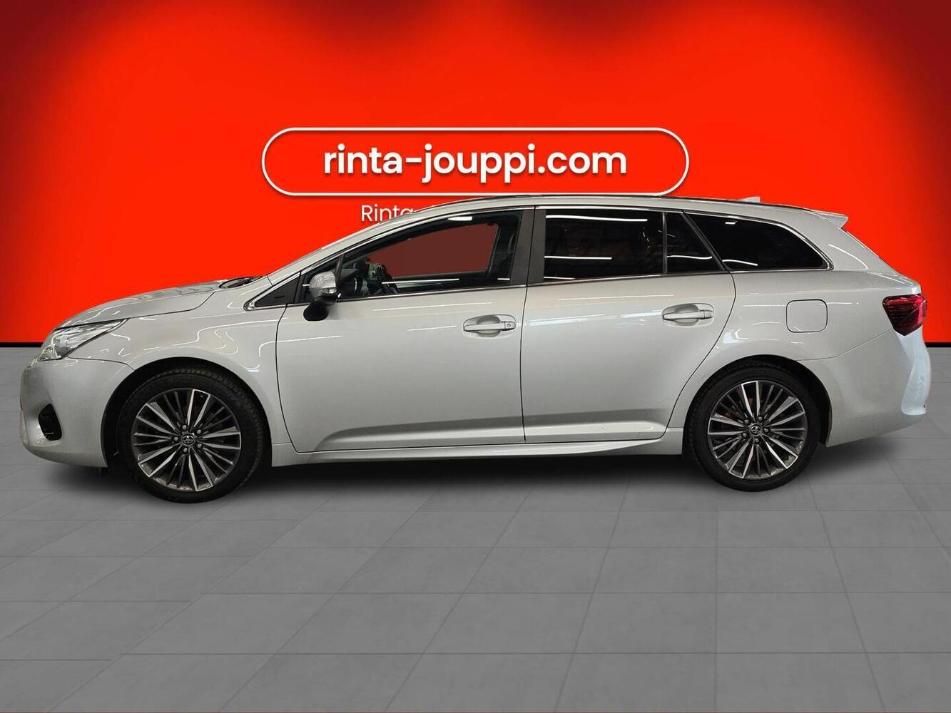 Toyota Avensis vaihtoauto