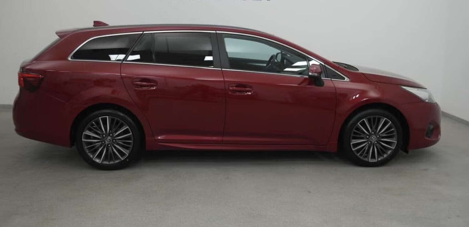 Toyota Avensis vaihtoauto