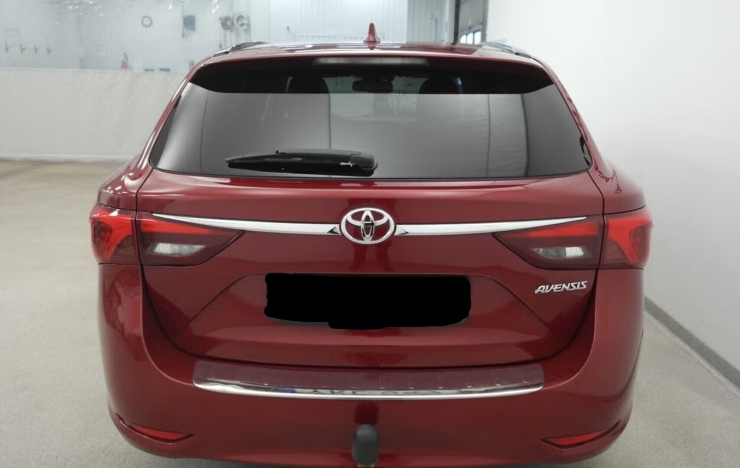 Toyota Avensis vaihtoauto