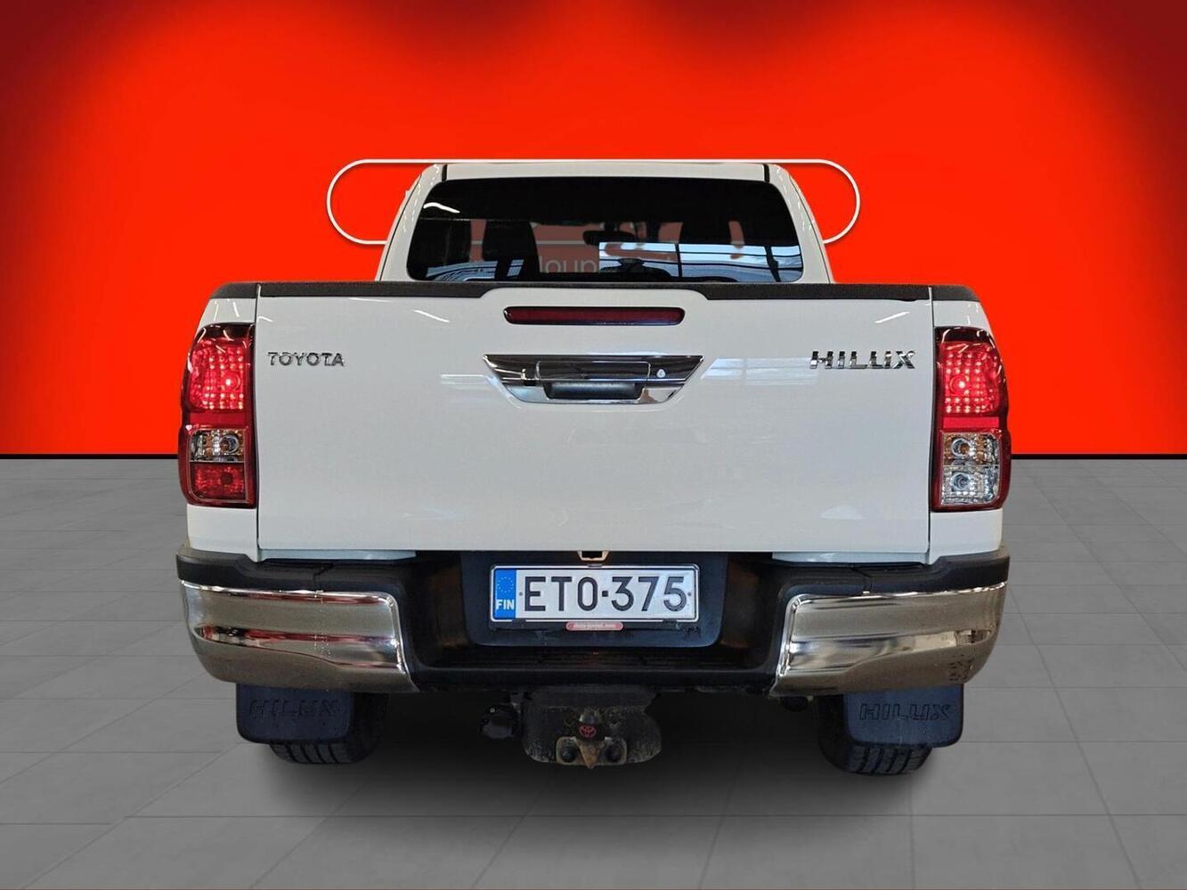 Toyota Hilux vaihtoauto