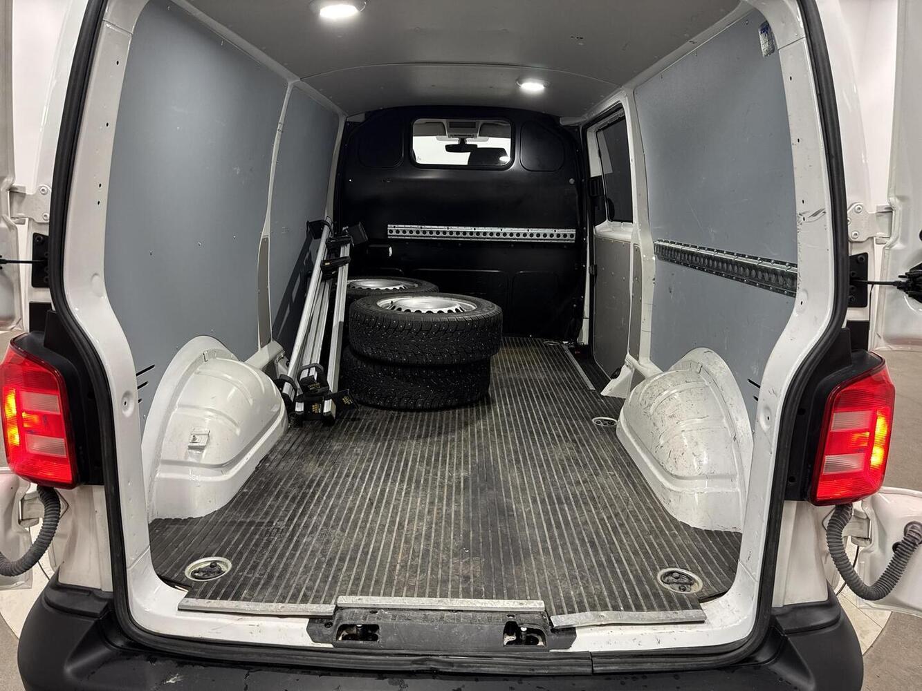 Volkswagen Transporter vaihtoauto