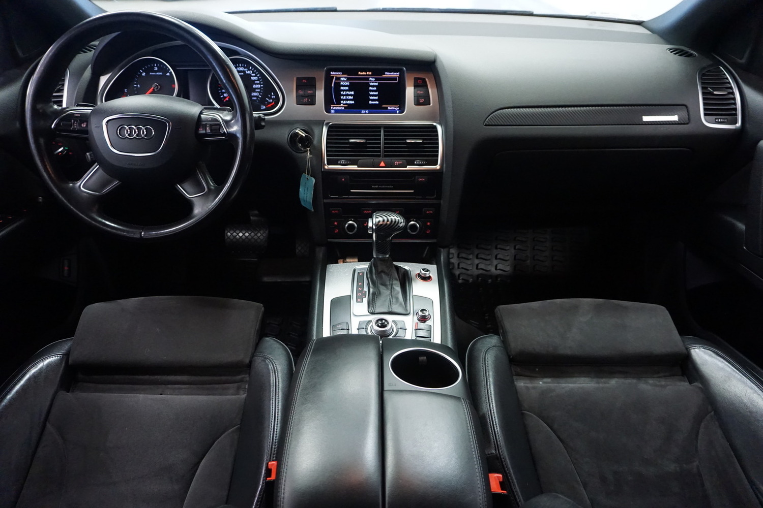 Audi Q7 vaihtoauto