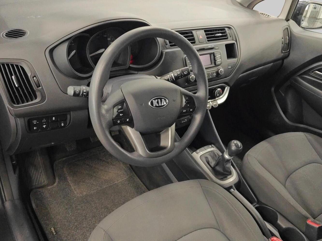 Kia Rio vaihtoauto