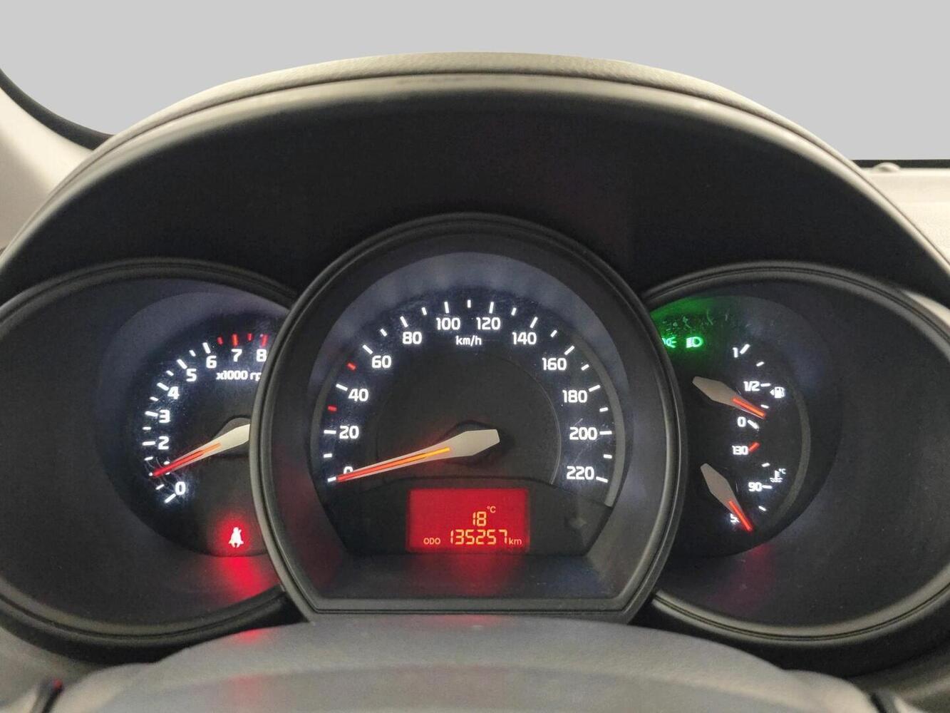 Kia Rio vaihtoauto