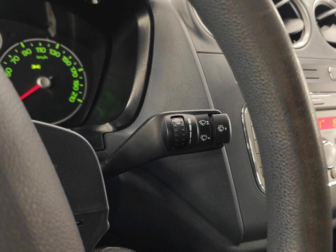 Ford Transit Connect vaihtoauto