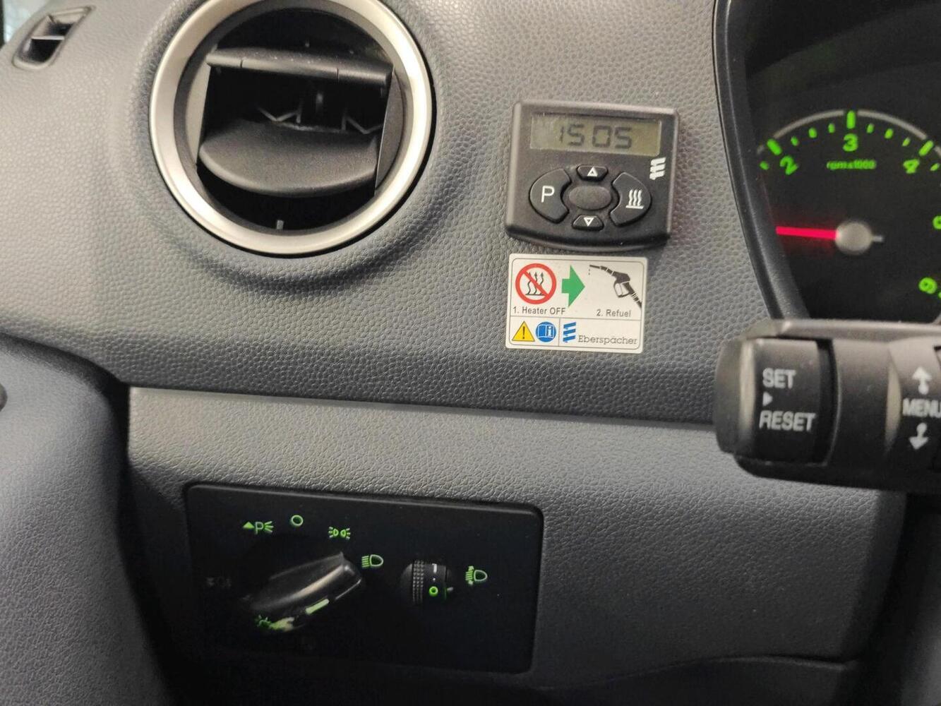 Ford Transit Connect vaihtoauto