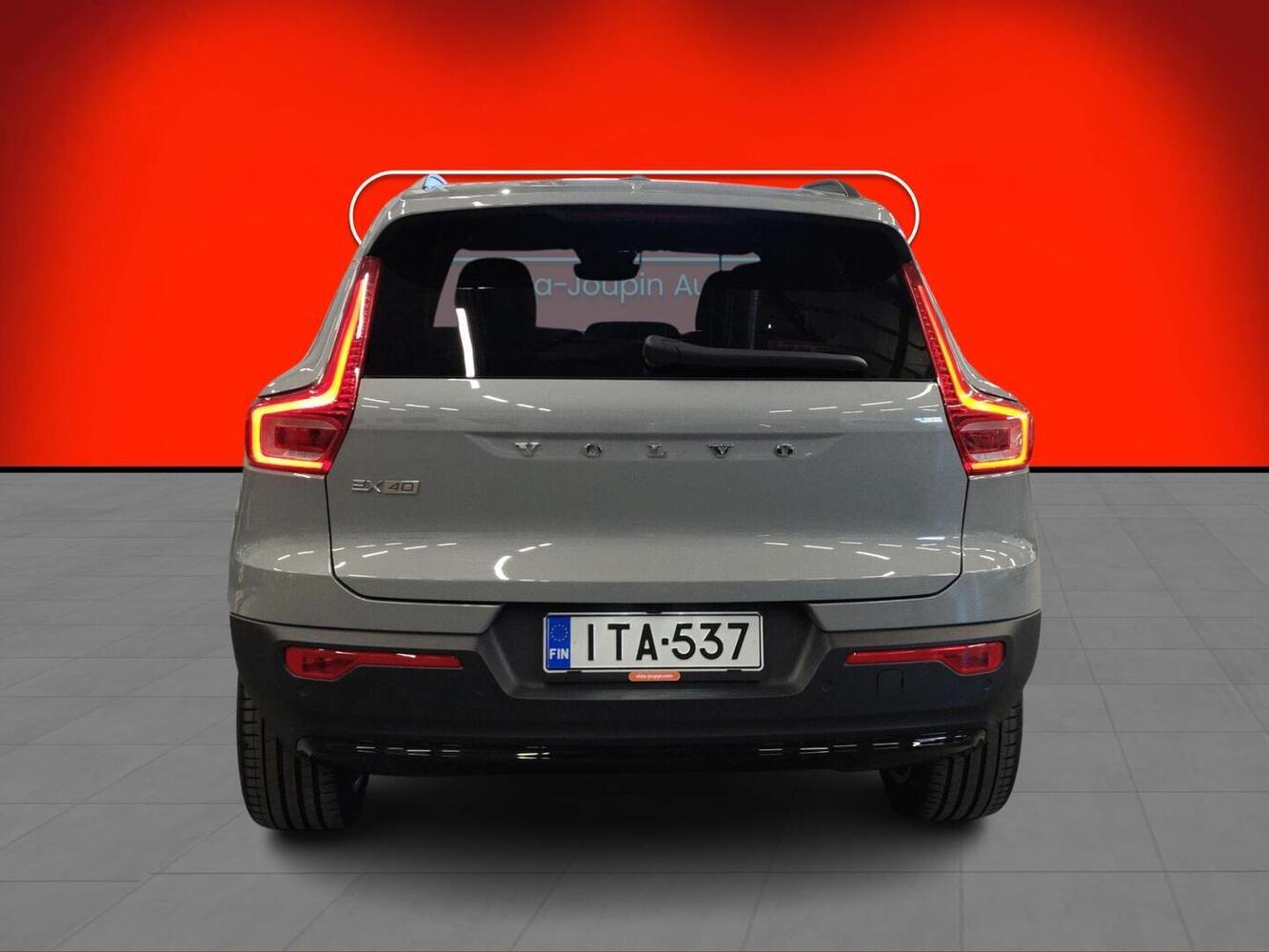 Volvo EX40 vaihtoauto