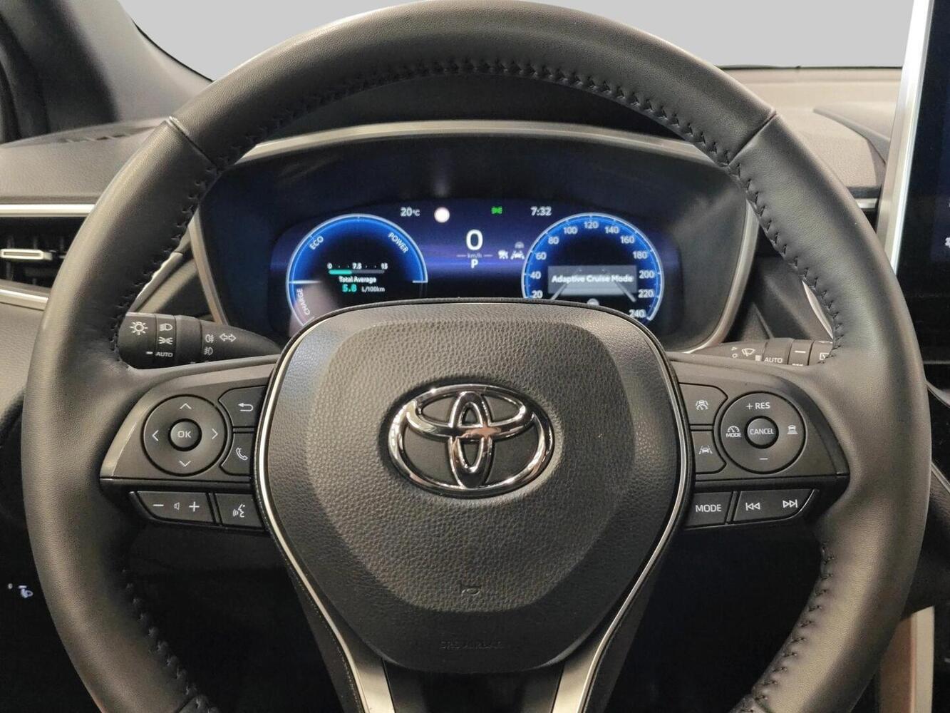 Toyota Corolla Cross vaihtoauto