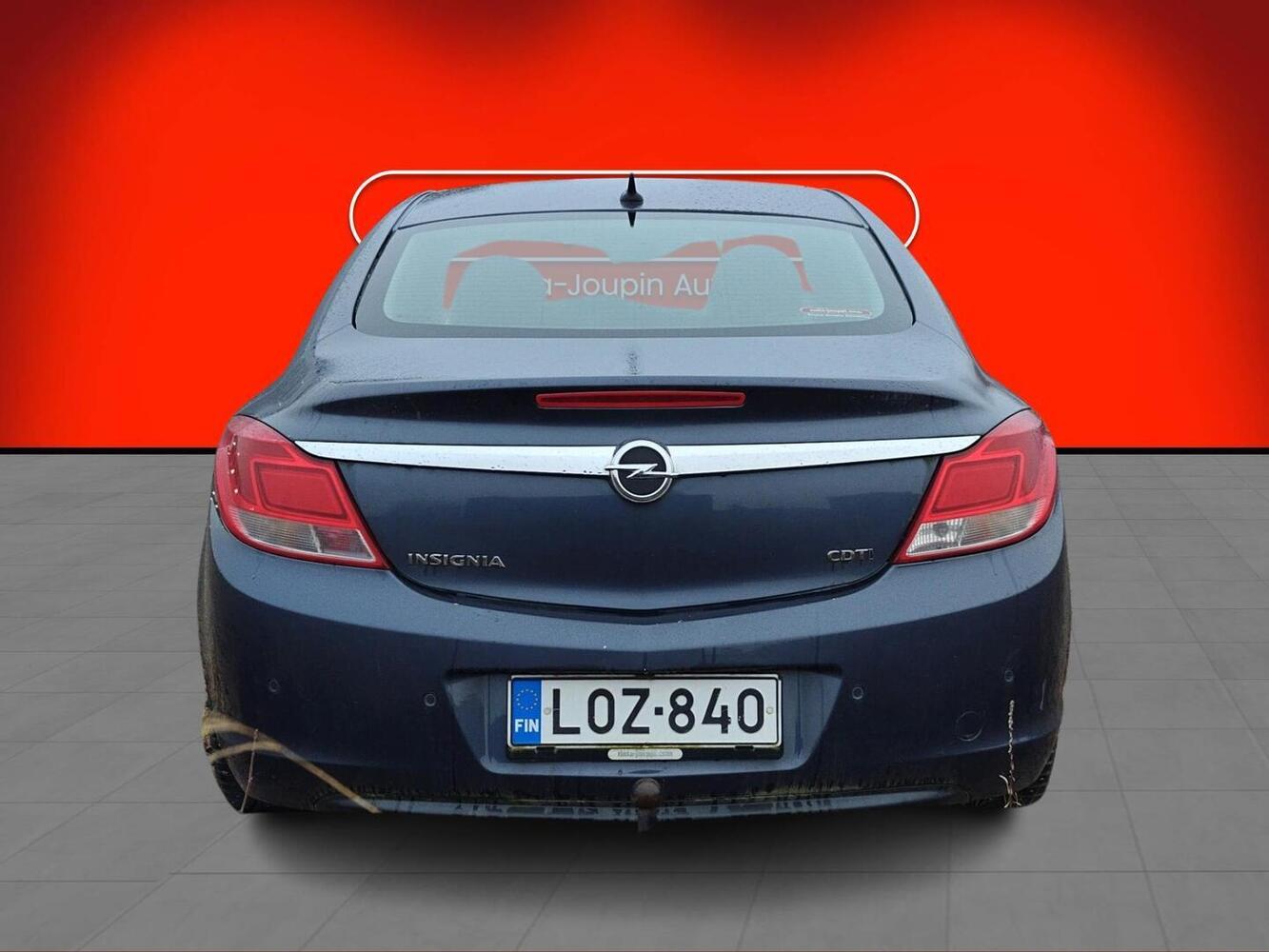 Opel Insignia vaihtoauto