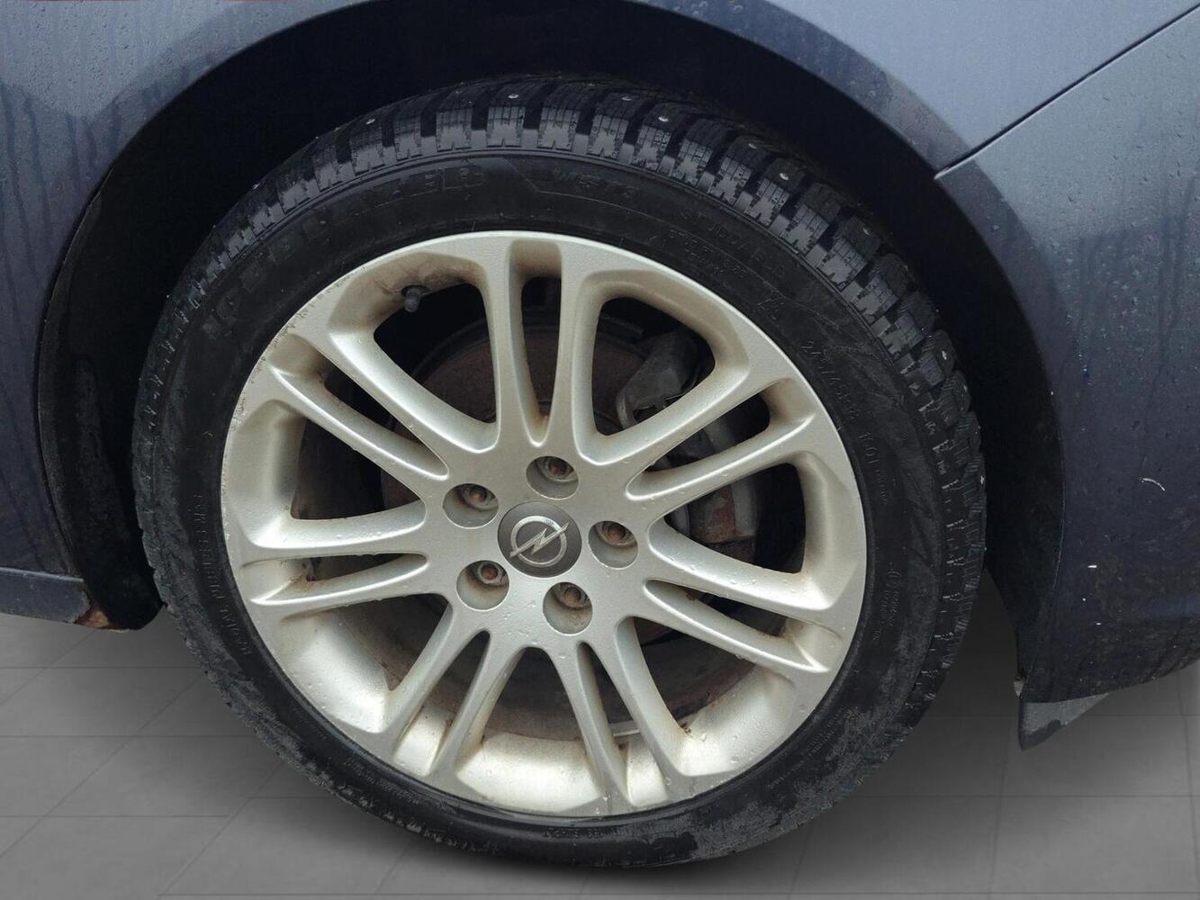 Opel Insignia vaihtoauto