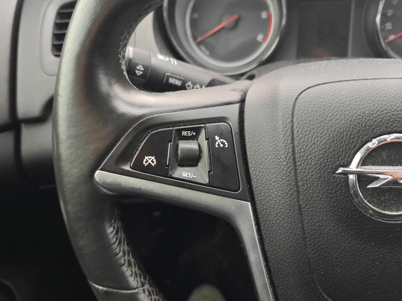 Opel Insignia vaihtoauto