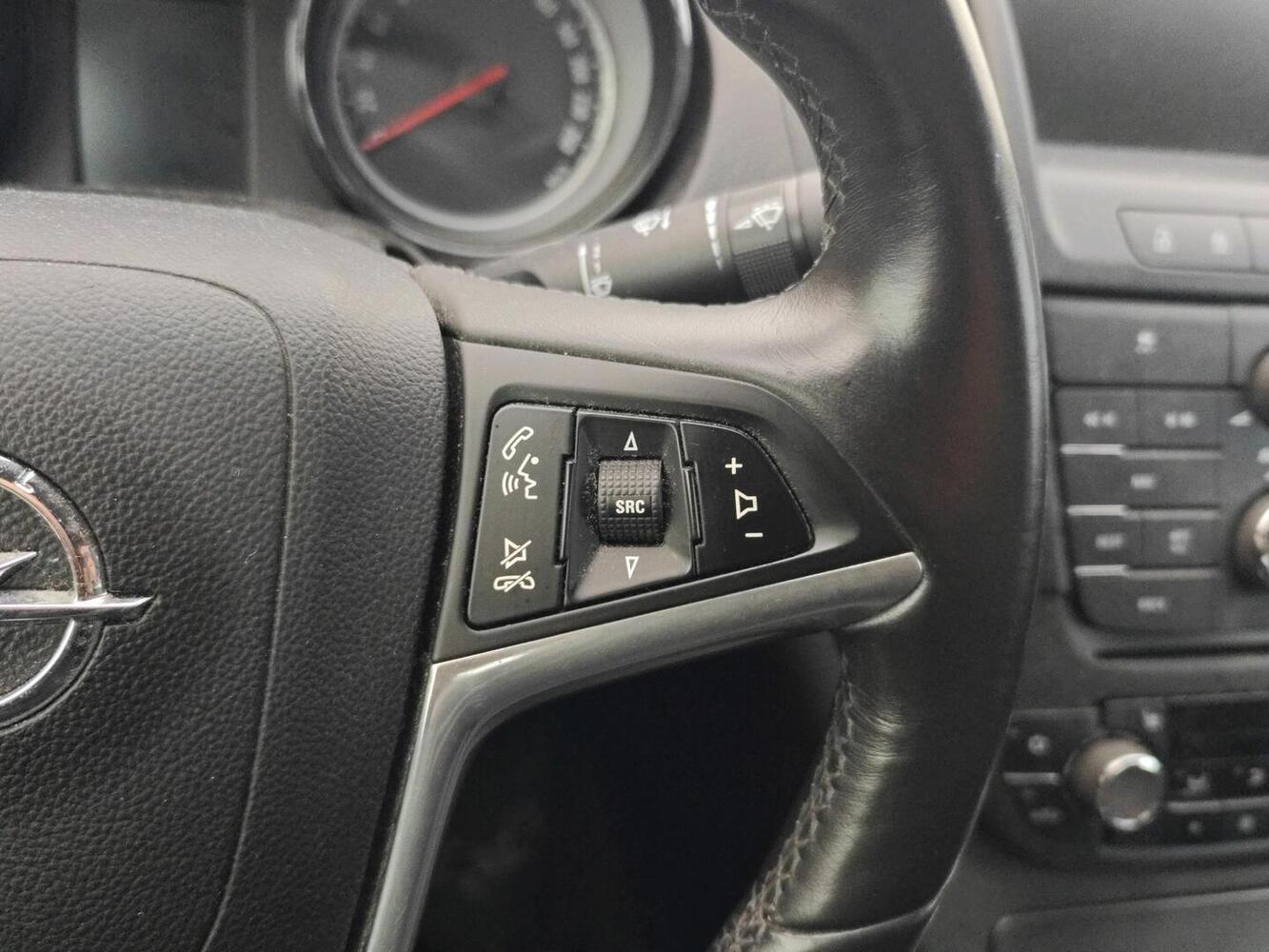 Opel Insignia vaihtoauto