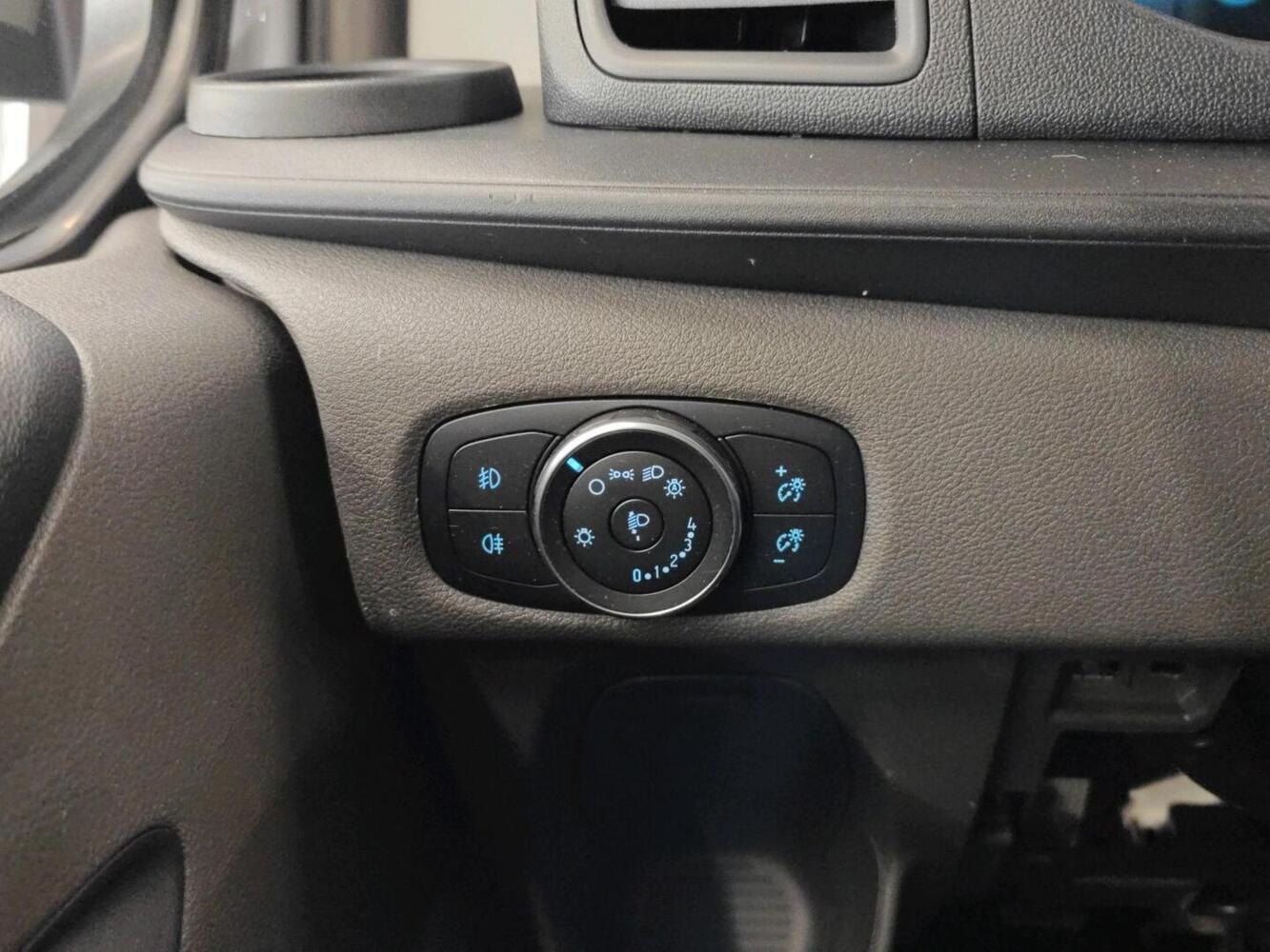 Ford Transit Custom vaihtoauto
