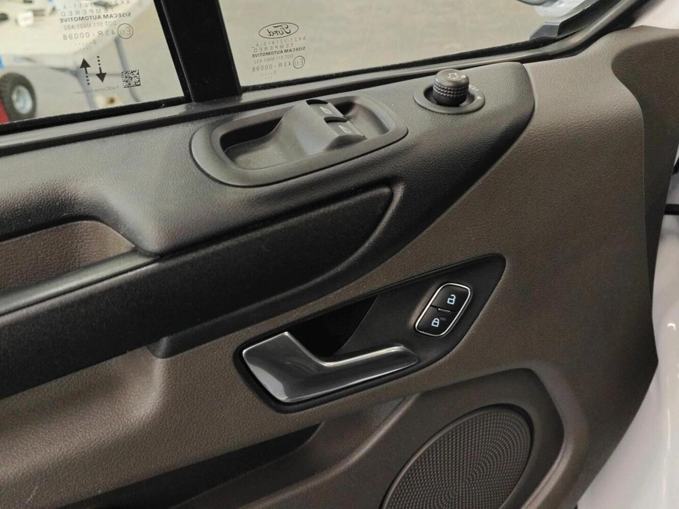 Ford Transit Custom vaihtoauto