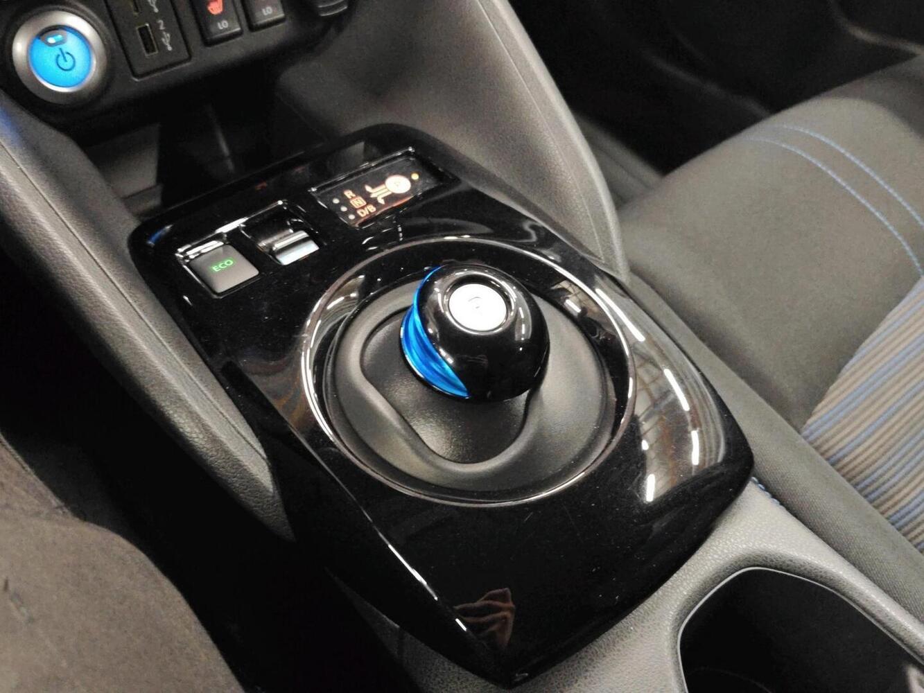 Nissan Leaf vaihtoauto