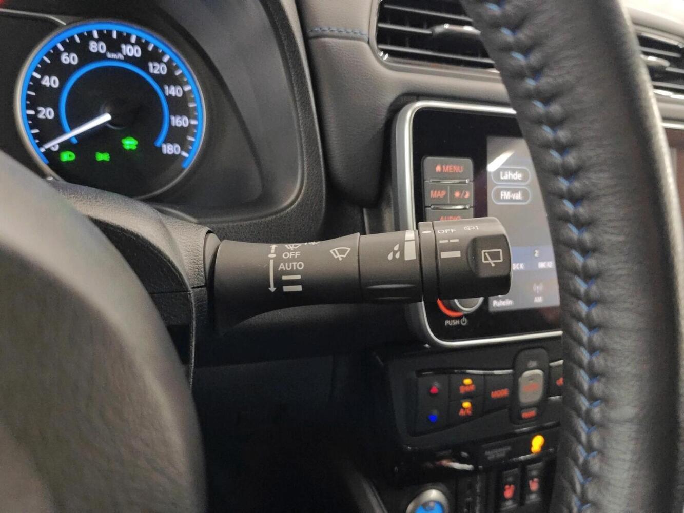 Nissan Leaf vaihtoauto