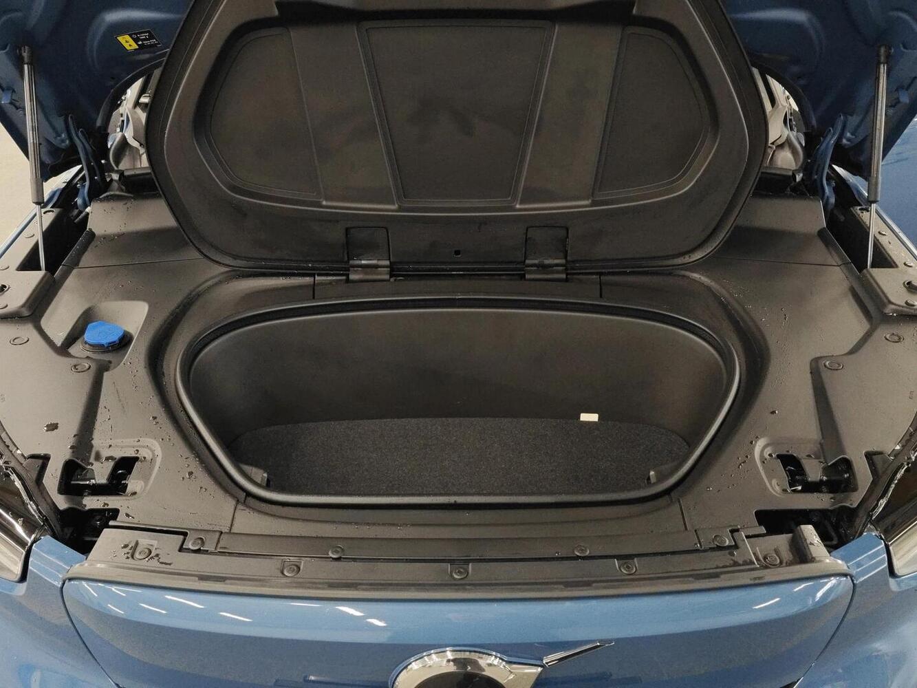 Volvo C40 vaihtoauto