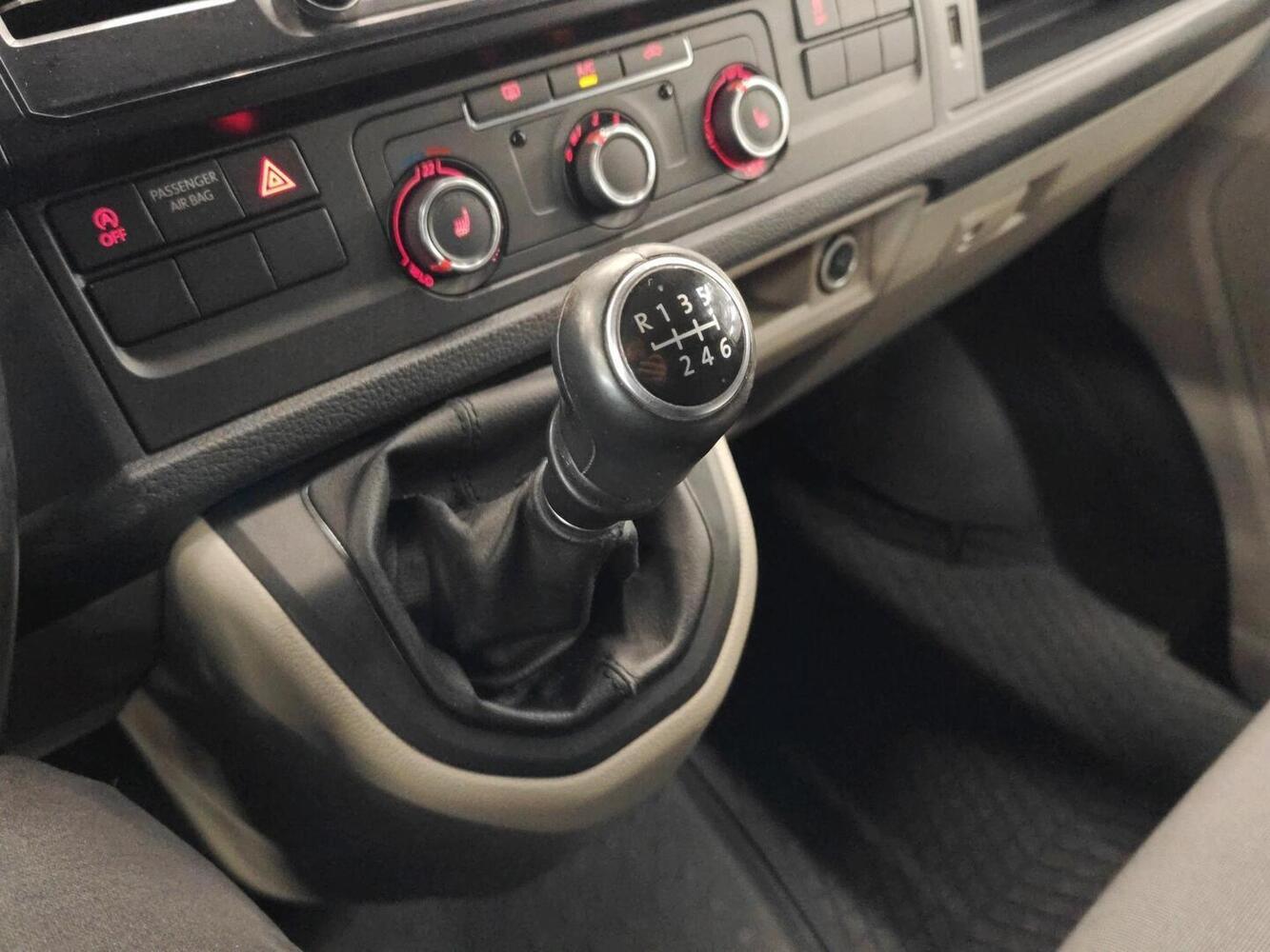 Volkswagen Transporter vaihtoauto