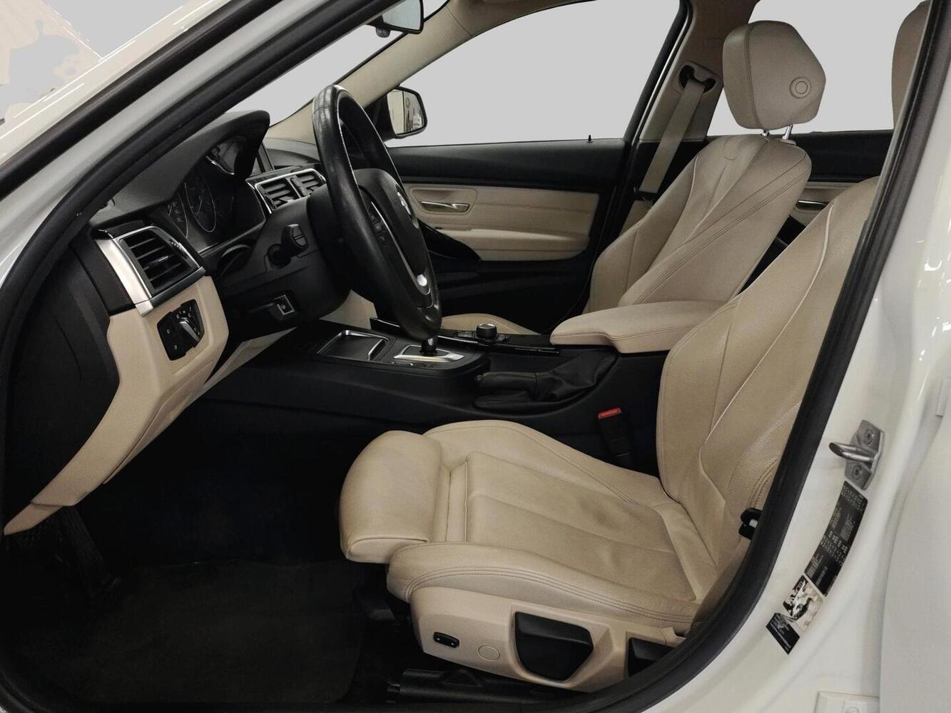 BMW 320 vaihtoauto