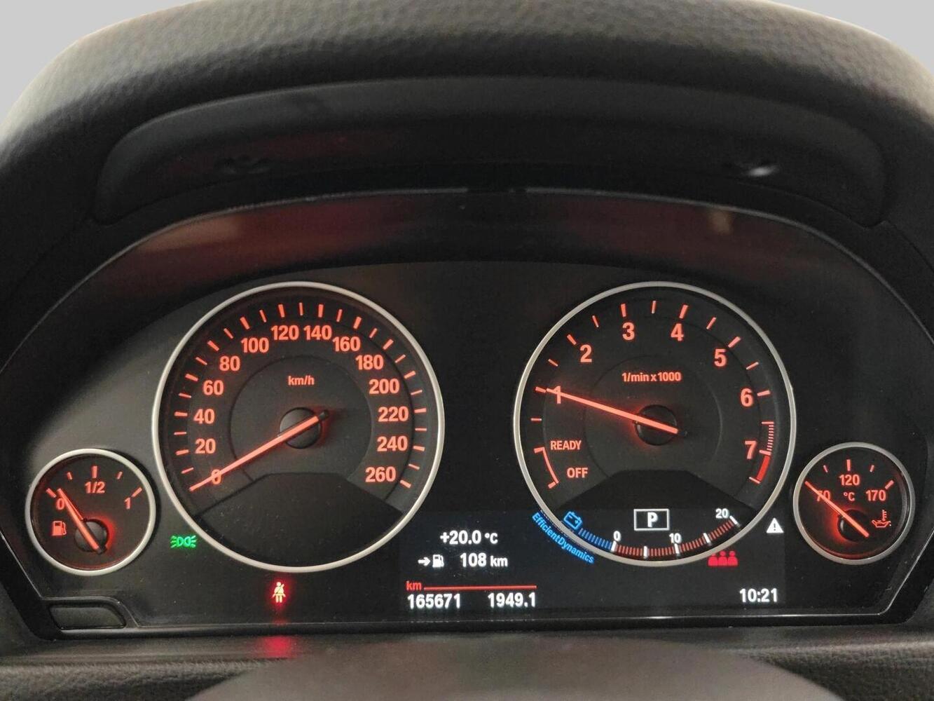 BMW 320 vaihtoauto